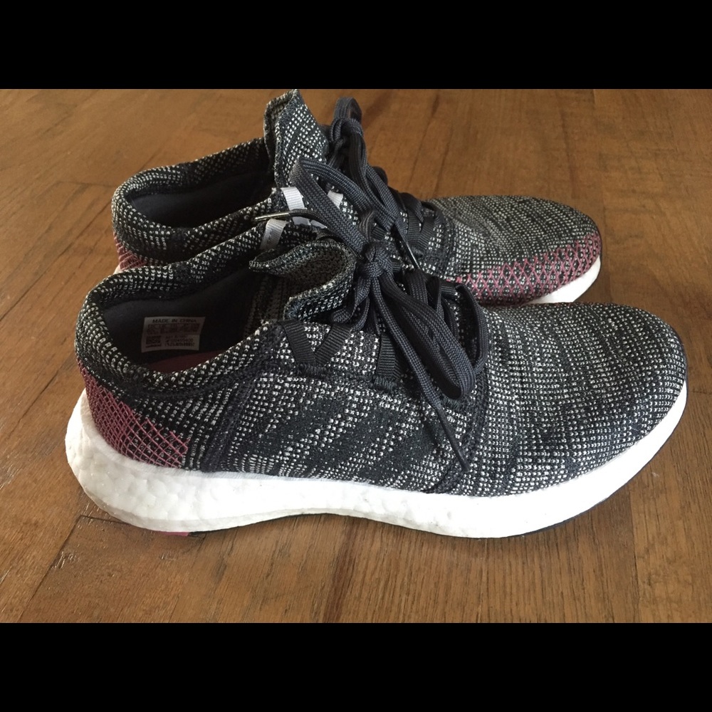 Adidas Pureboost women’s running shoe. Size 6.5.